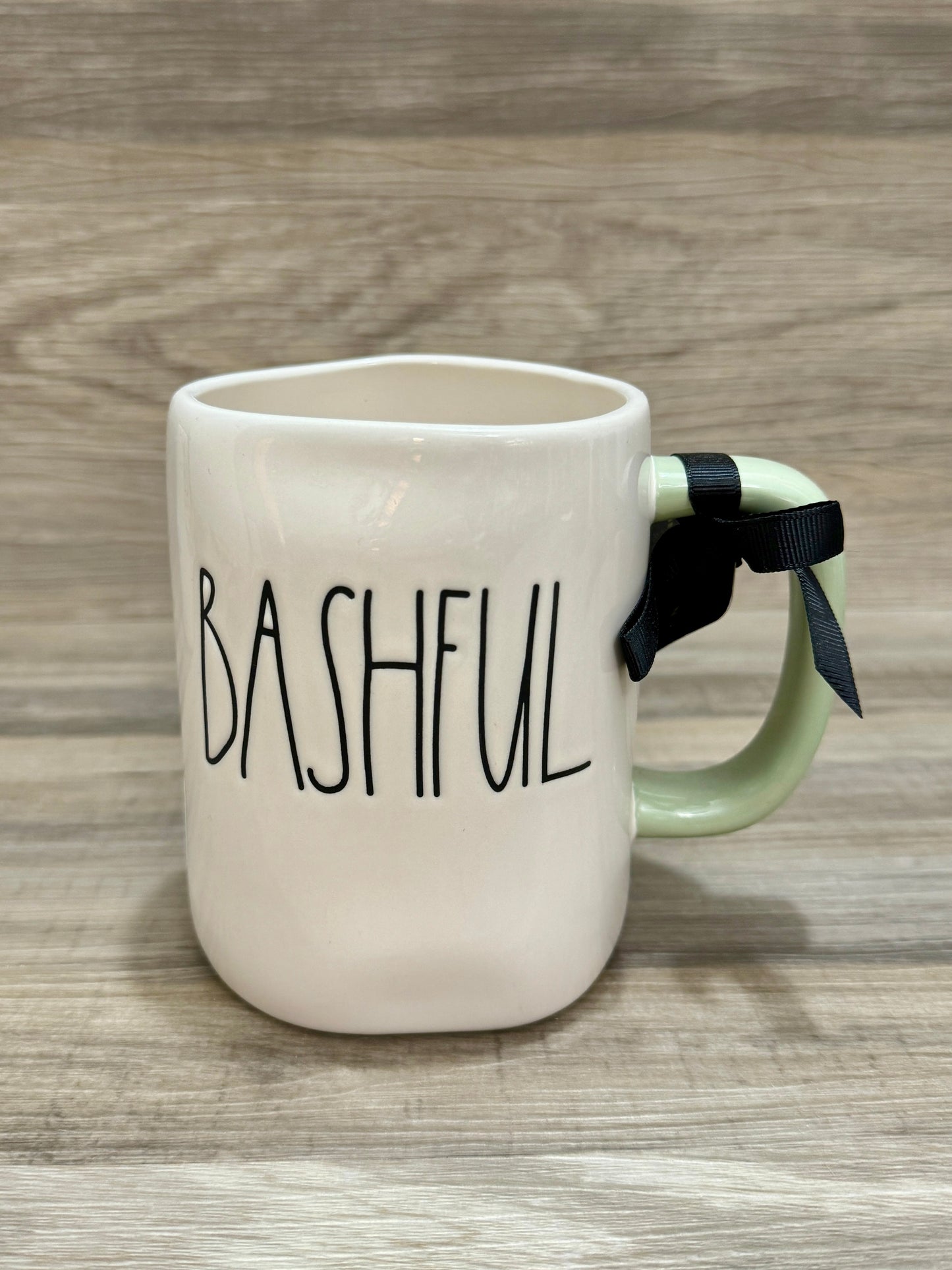 Rae Dunn / Disney Snow White Mug - Bashful