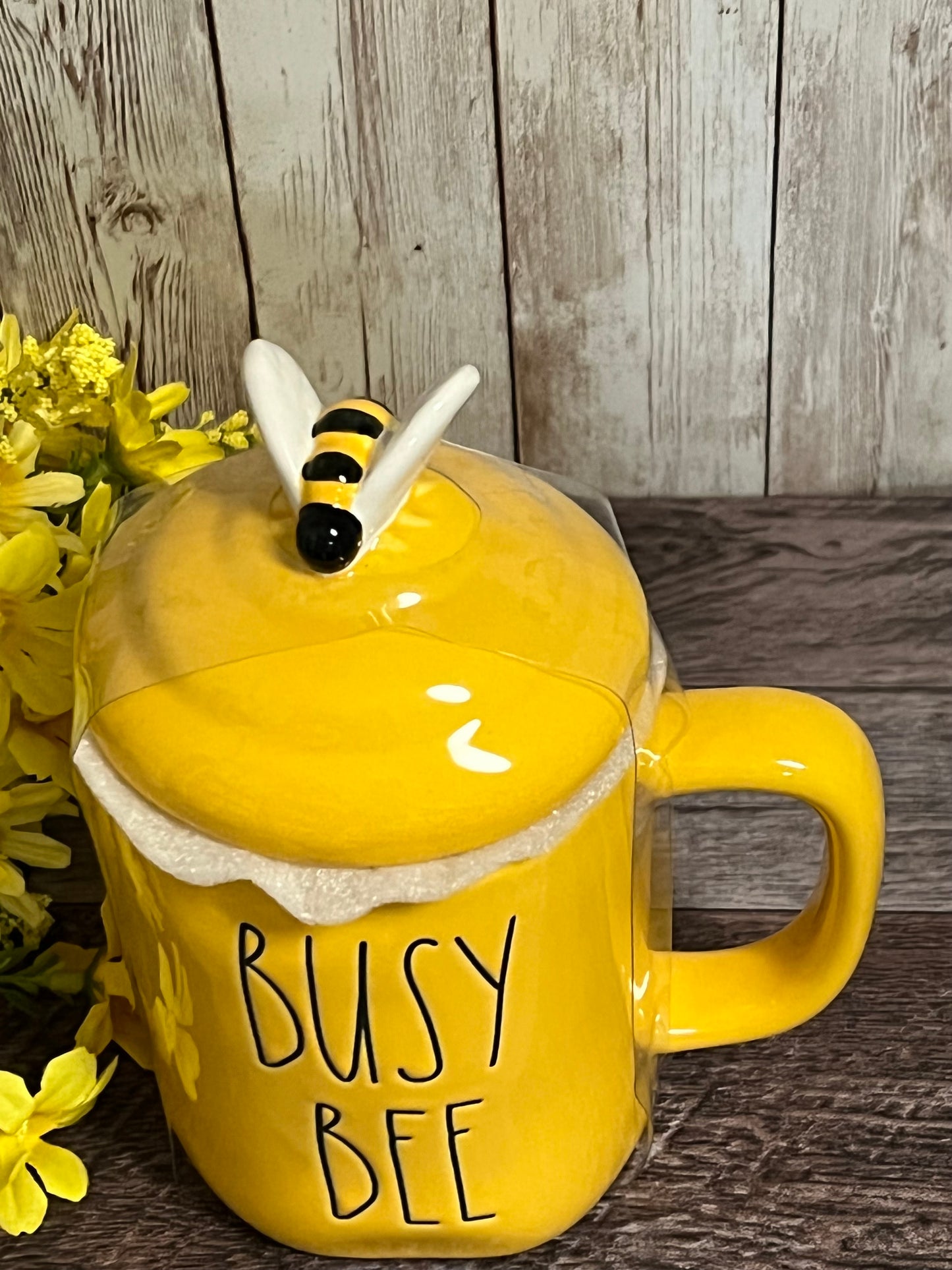 Rae Dunn Busy Bee Mug with Topper