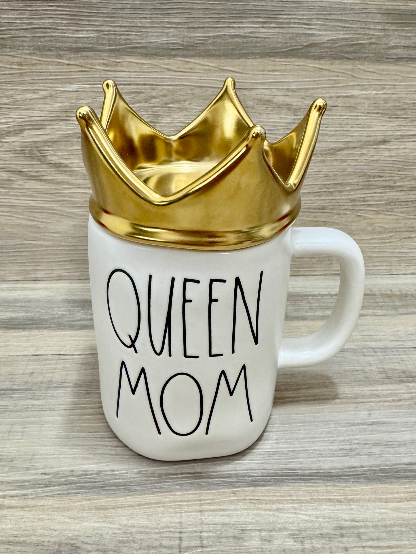 Rae Dunn Queen Mom Mug with Crown Topper