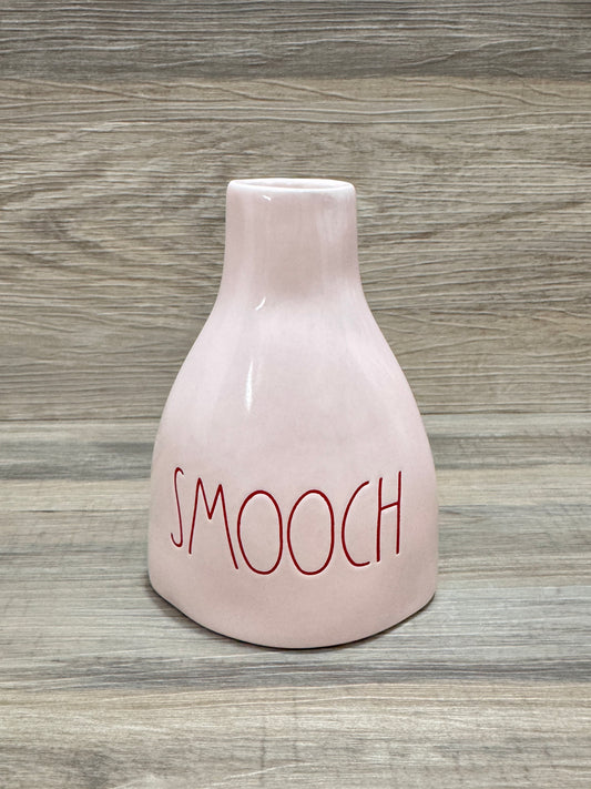 Rae Dunn Smooch Vase