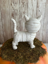 Load image into Gallery viewer, Mummy Kitty Cat Figurine
